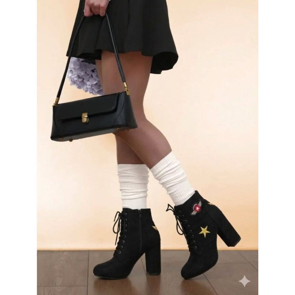 Black Ankle Boots Lace Up Block Heel Star Patch Size 8.5 Women Airforce Grunge